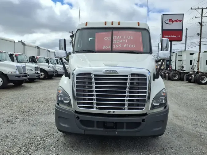 2018 FREIGHTLINER CASCADIA 113