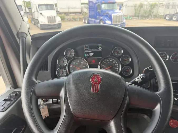 2021 Kenworth T680085d77640f1bb07ef5e8ef379bfcbd7e