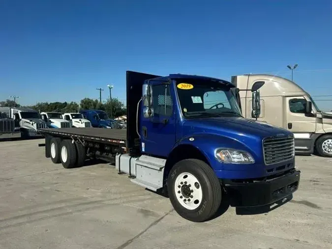 2019 Freightliner Business Class M2 106