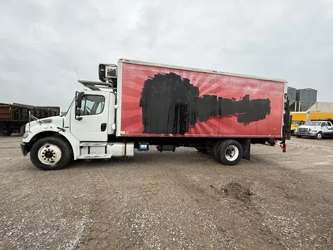 2004 FREIGHTLINER BUSINESS CLASS M2 106086275eb50a30ebeb4ed5414557aeb94