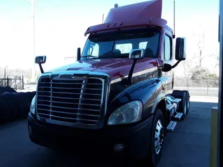2016 FREIGHTLINER/MERCEDES CASCADIA 125