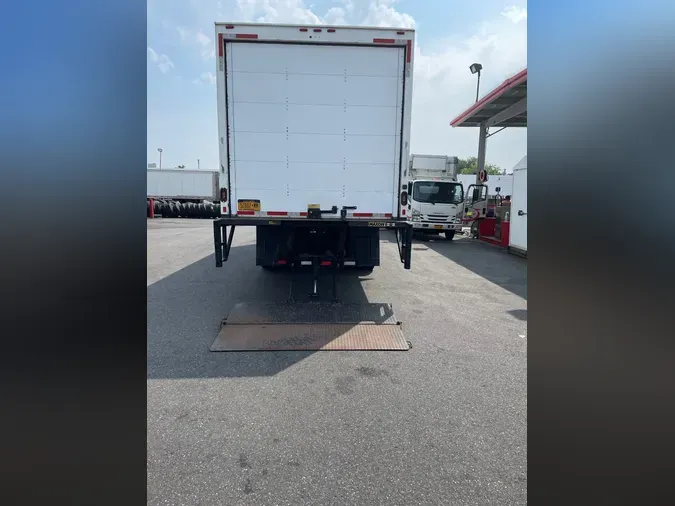 2019 FREIGHTLINER/MERCEDES M2 106