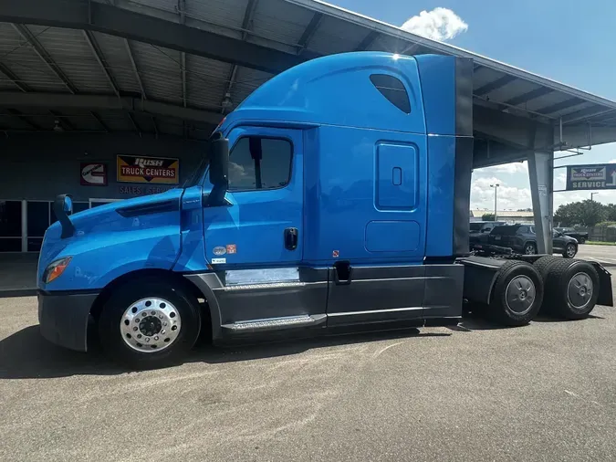 2021 Freightliner Cascadia