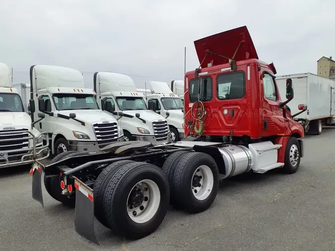 2019 FREIGHTLINER/MERCEDES NEW CASCADIA PX12664