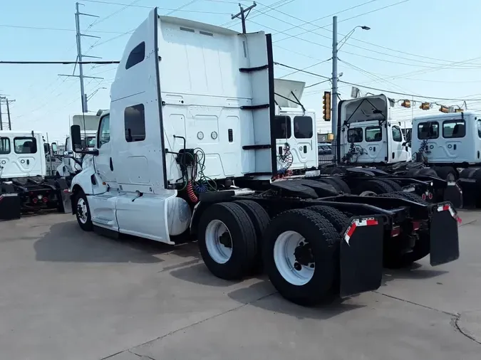 2020 NAVISTAR INTERNATIONAL LT625 SLPR CAB