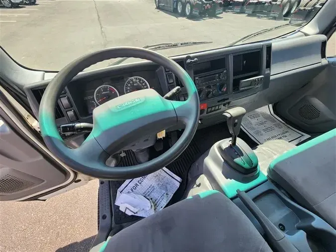2019 ISUZU NPR-HD086a5e760632a5846ea63650d13e1c8f