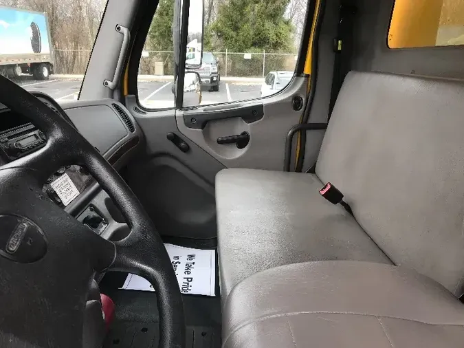 2018 Freightliner M2