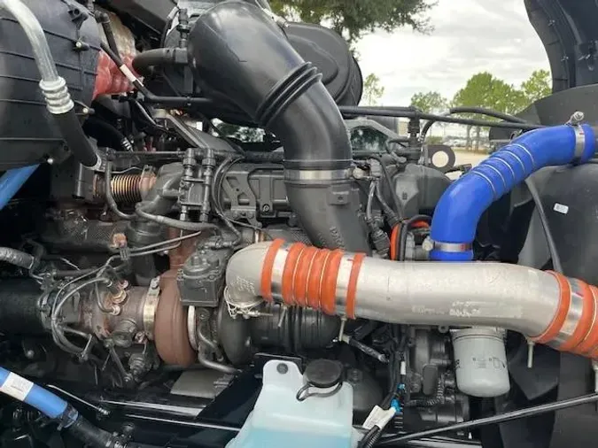 2023 Peterbilt 579
