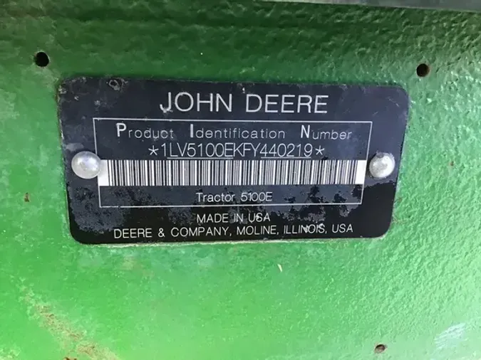 2015 John Deere 5100E
