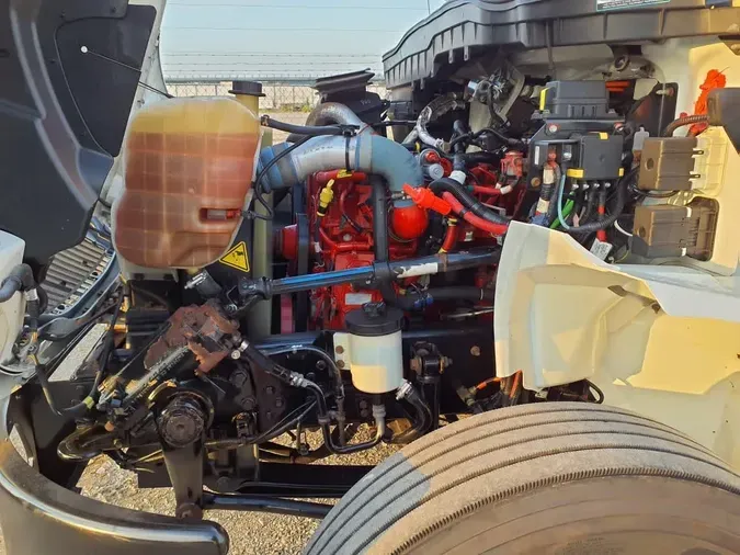 2019 NAVISTAR INTERNATIONAL 4300