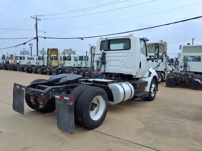2019 NAVISTAR INTERNATIONAL RH613 DAYCAB S/A