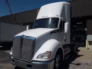 2016 KENWORTH TRUCKS T600A