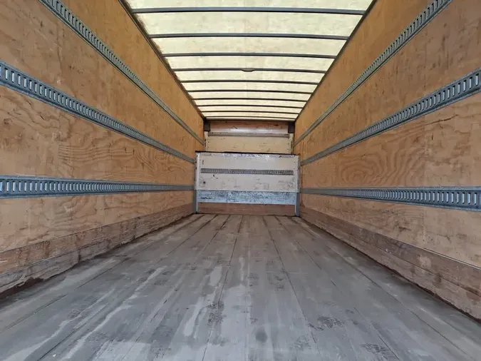 2021 FREIGHTLINER/MERCEDES M2 106