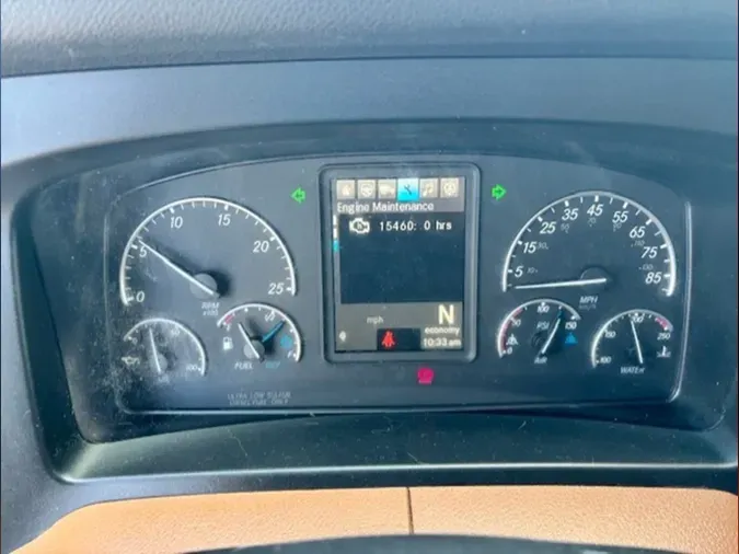 2019 Freightliner Cascadia 126