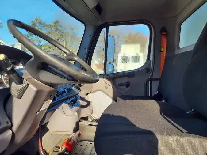 2019 FREIGHTLINER/MERCEDES M2 10608888b9744206596f7d5c67534a8b938