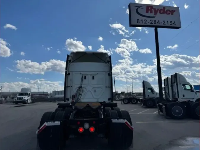 2020 FREIGHTLINER/MERCEDES NEW CASCADIA 116