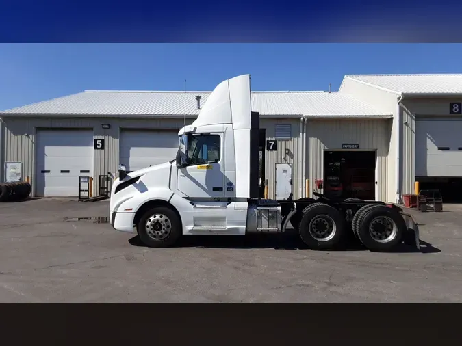 2019 Volvo VNL300088cc4736ca6a5f664e996aba42212c5