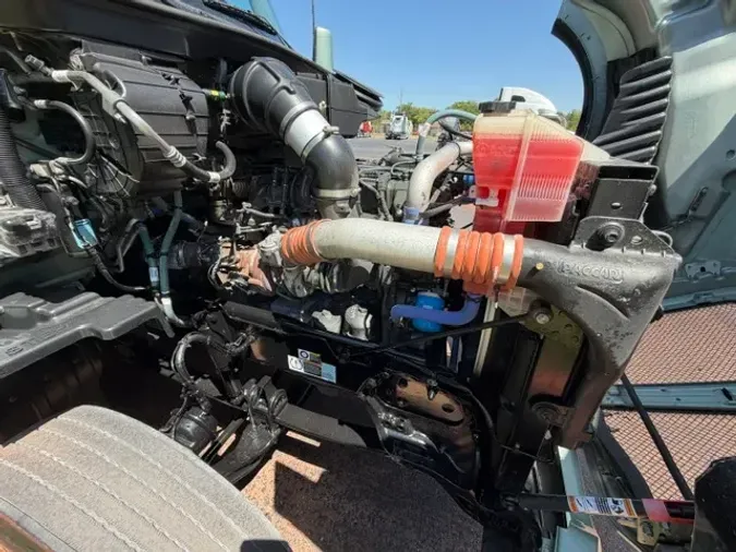 2021 KENWORTH T680