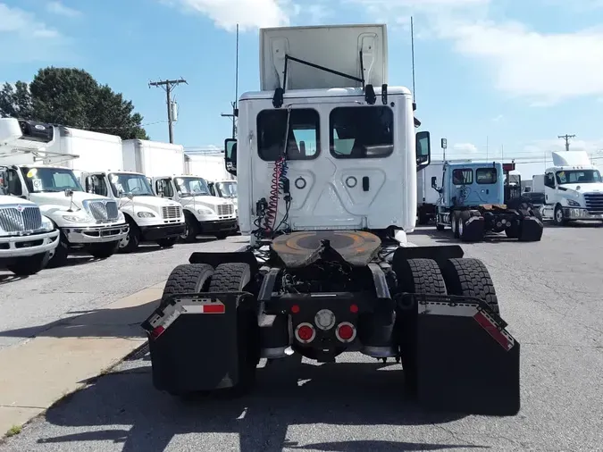 2020 FREIGHTLINER/MERCEDES NEW CASCADIA 1260891be7655f7514a40671515df247bd0