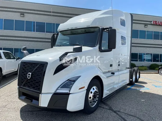 2025 VOLVO VNL64T7600899e0e7d2b3ca8f71f5c903385ad14b