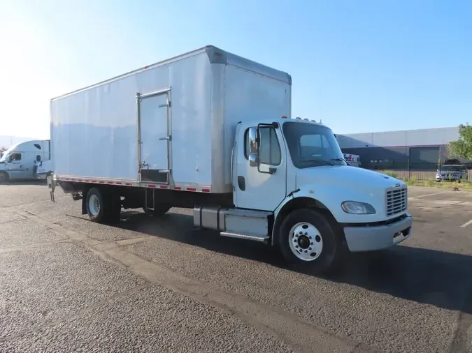 2019 FREIGHTLINER M2 106