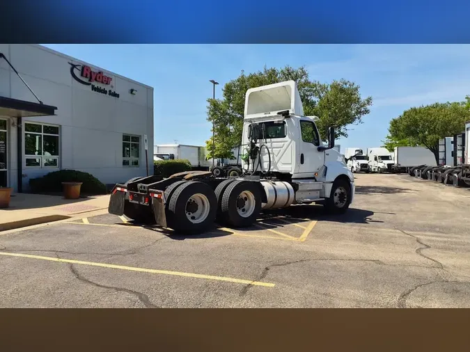 2019 NAVISTAR INTERNATIONAL LT625 DAYCAB T/A089ef7d94db54236325199ee0588f02b