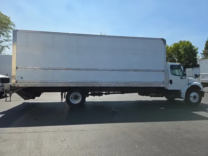 2018 FREIGHTLINER M2 100