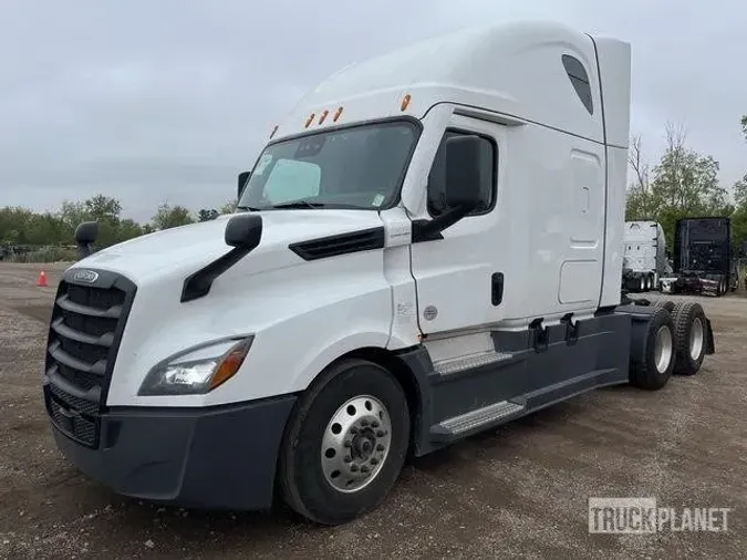 2024 FREIGHTLINER Cascadia 12608a2bf551189f779abae7825daad4a04