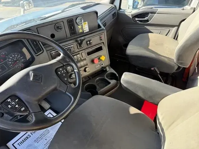 2018 International LT625