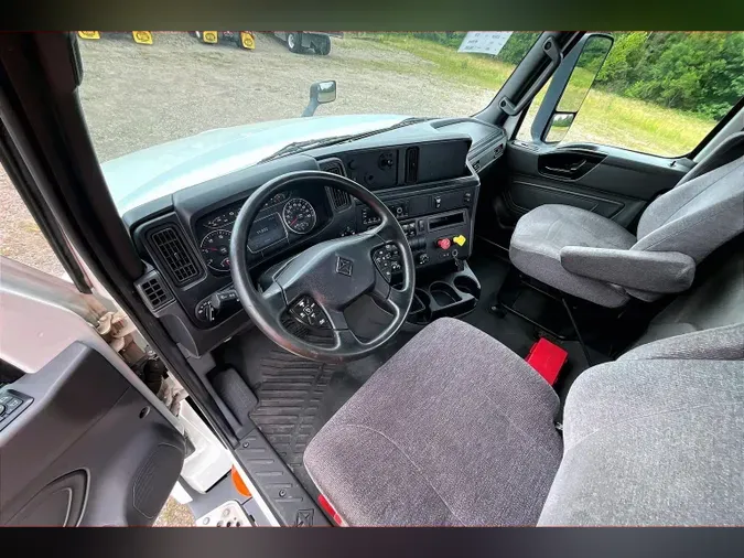 2021 INT LT625 6x408a8e8eb3213b030c75d4c3e9ecf35cb