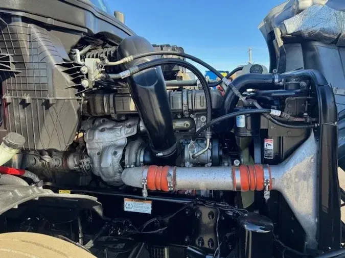 2021 FREIGHTLINER CASCADIA