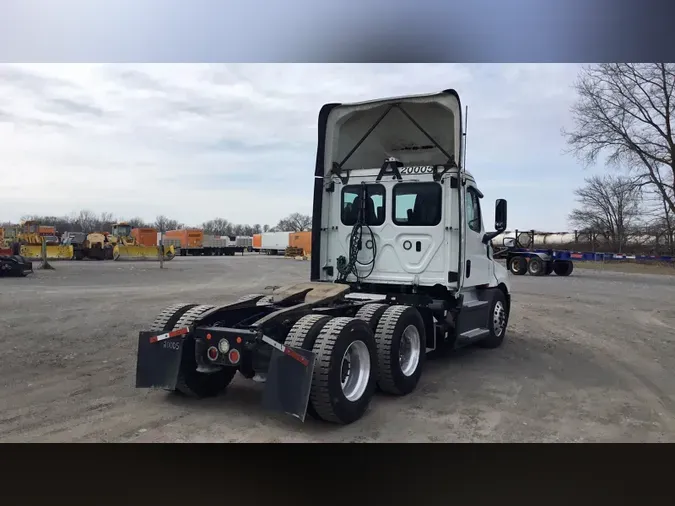 2020 Freightliner Cascadia 12608b2f068d2785065093c0d6e417bdcc5