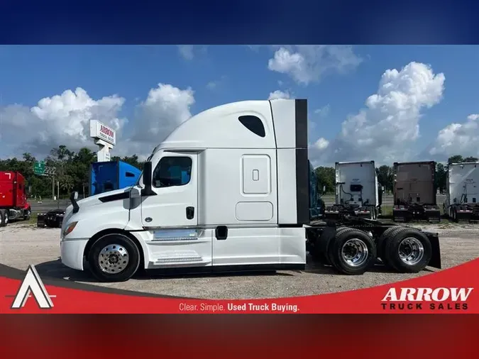2020 FREIGHTLINER CA126