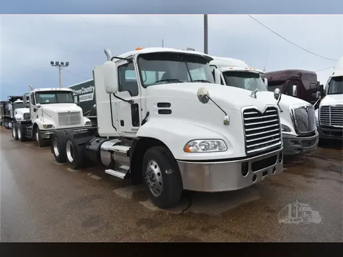 2012 MACK PINNACLE CXU61308bbeaf8b0817a31e97ed03a1295c883