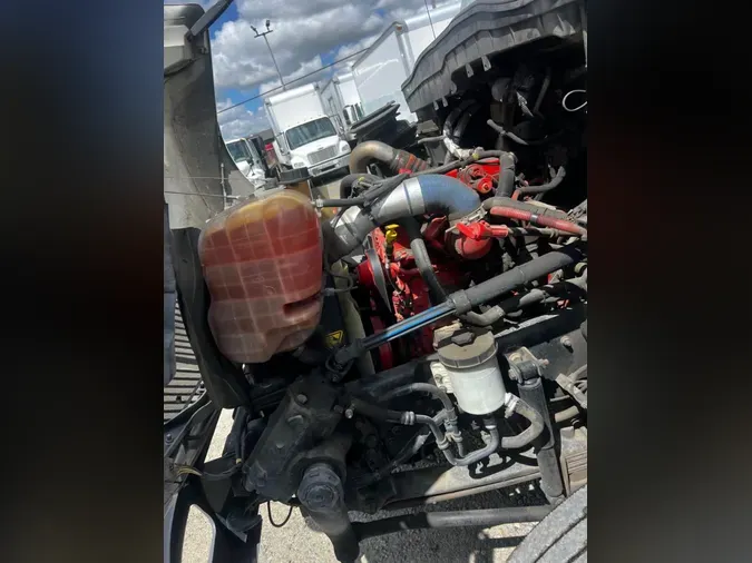 2019 NAVISTAR INTERNATIONAL 4300