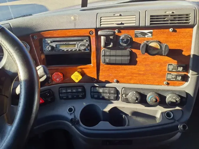 2019 FREIGHTLINER/MERCEDES CASCADIA 125