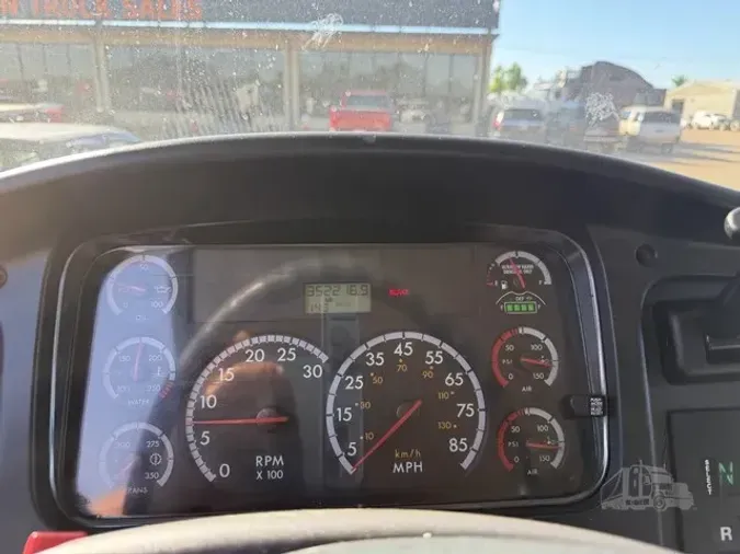 2012 FREIGHTLINER BUSINESS CLASS M2 10608c71a95b171d11a34c6c2c9a5d41a9c