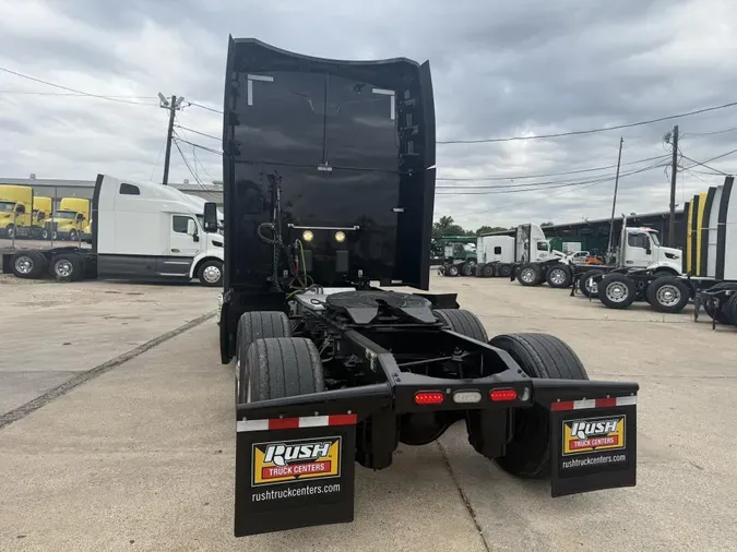 2022 Peterbilt 579