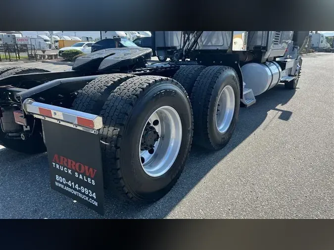 2021 INTERNATIONAL LT