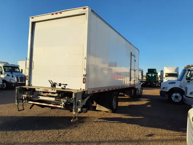 2018 FREIGHTLINER/MERCEDES M2 106