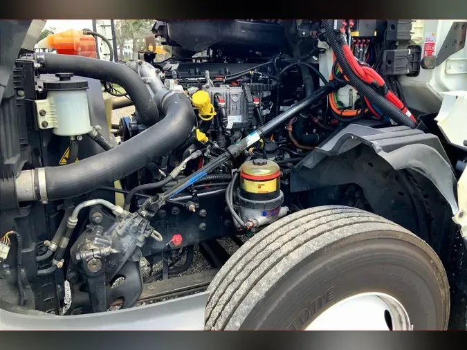 2019 INT LT625 6x4