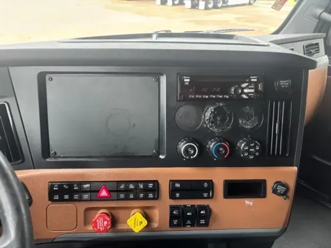 2022 Freightliner Cascadia 12608cf866fc5883a3069b35d70fddab262