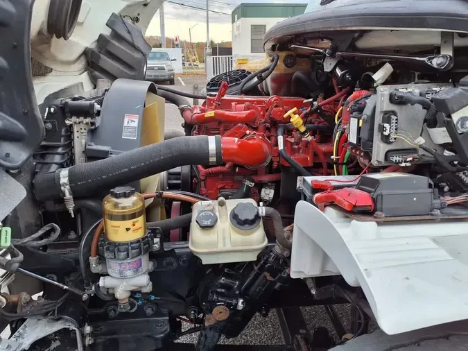 2020 FREIGHTLINER/MERCEDES M2 106