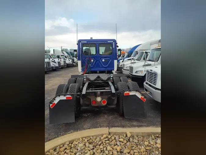2019 FREIGHTLINER/MERCEDES CASCADIA 125