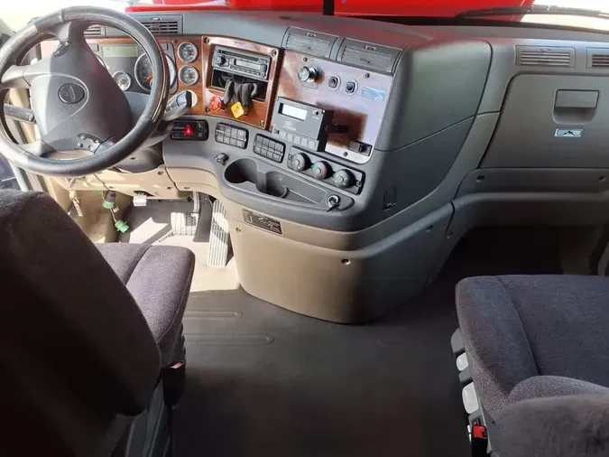 2017 FREIGHTLINER/MERCEDES CASCADIA