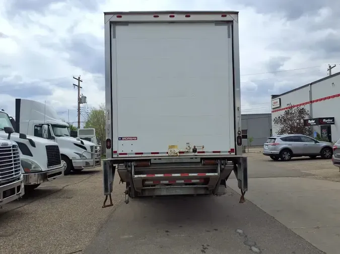 2019 FREIGHTLINER/MERCEDES M2 106