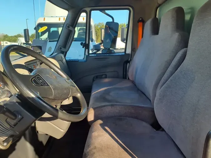 2018 NAVISTAR INTERNATIONAL 4300