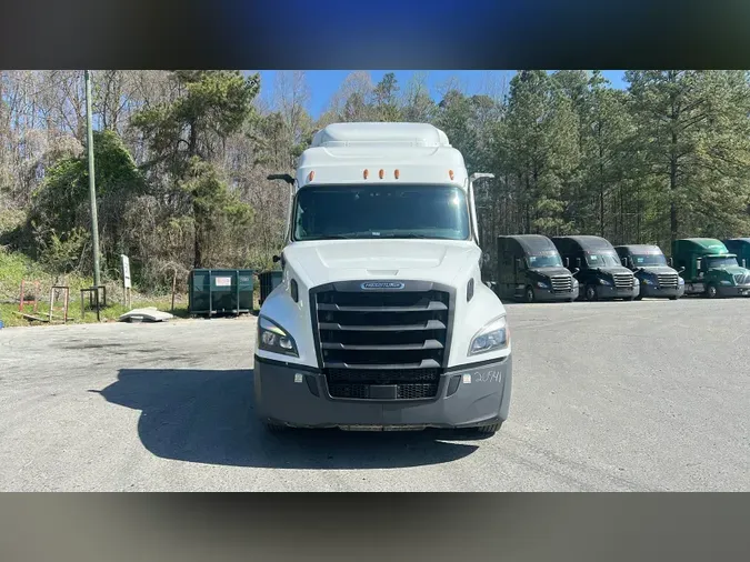 2022 Freightliner Cascadia 126