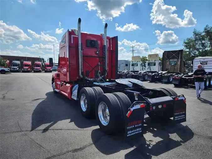 2022 KENWORTH T680