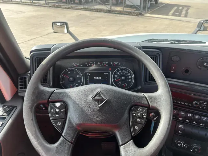 2020 International LT625
